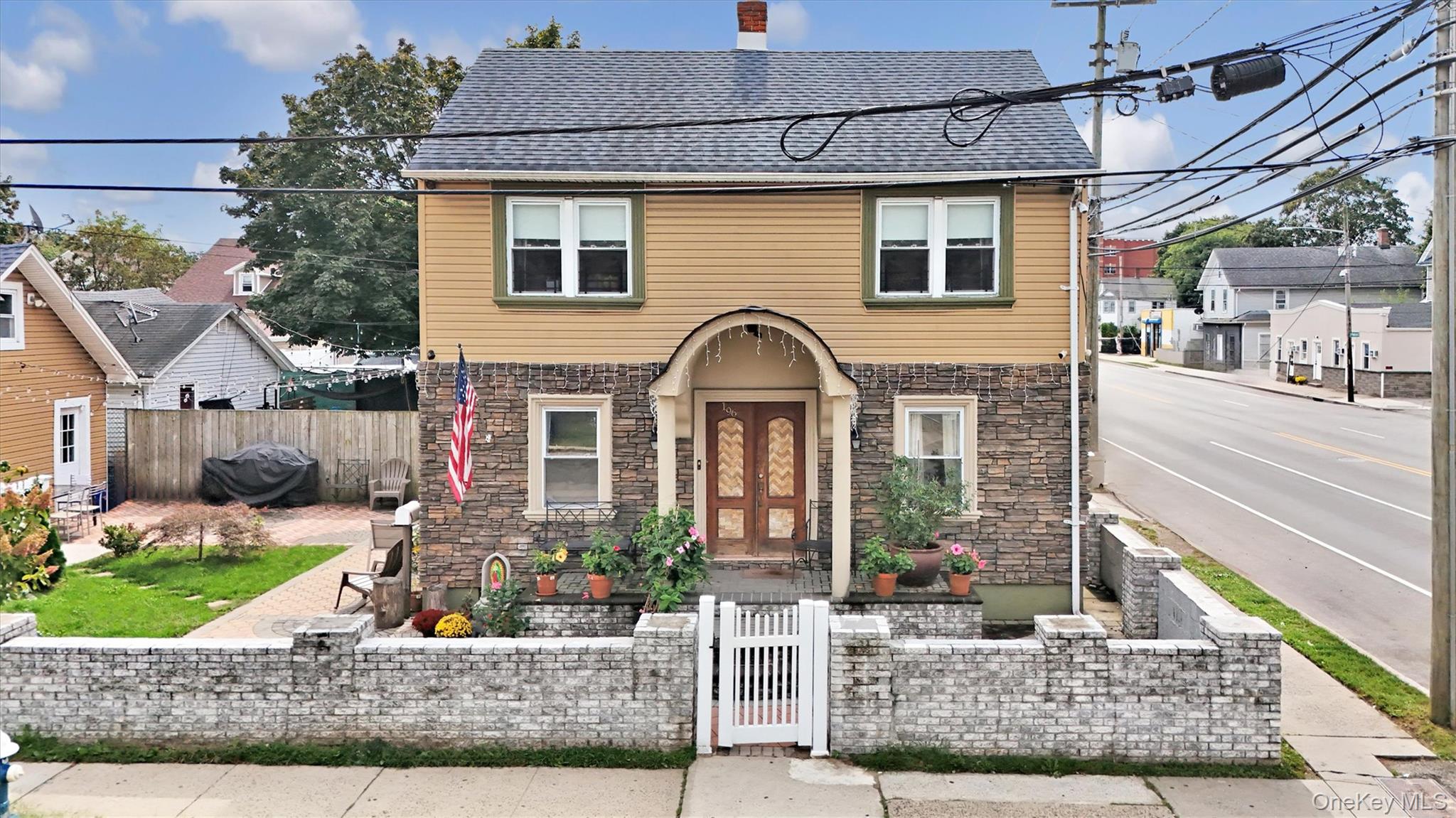 196 S Franklin Street, Hempstead, NY 11550