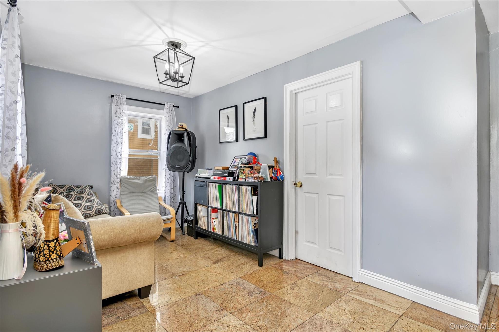 196 S Franklin Street, Hempstead, NY 11550