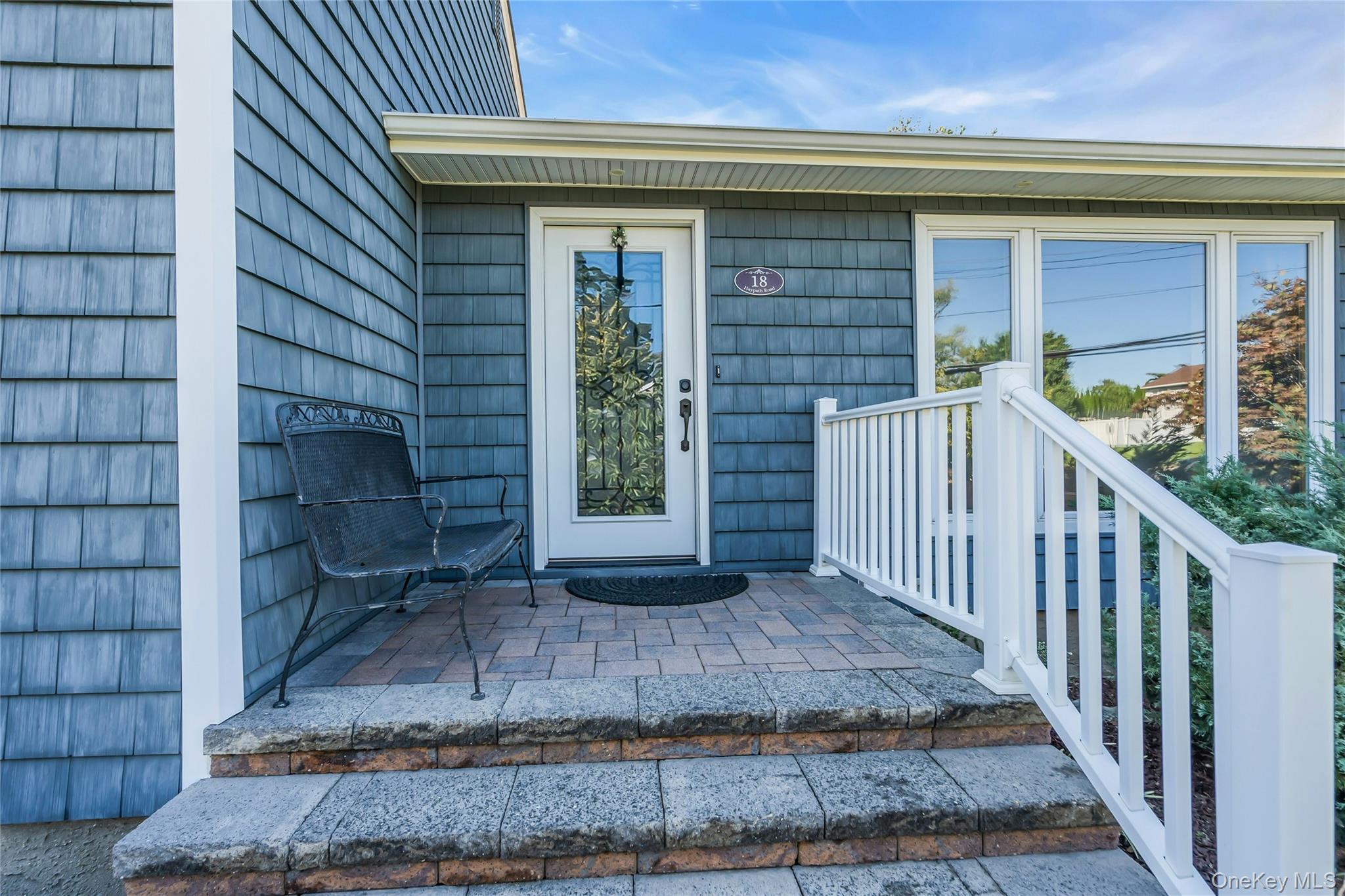 18 Haypath Road, Bethpage, NY 11714