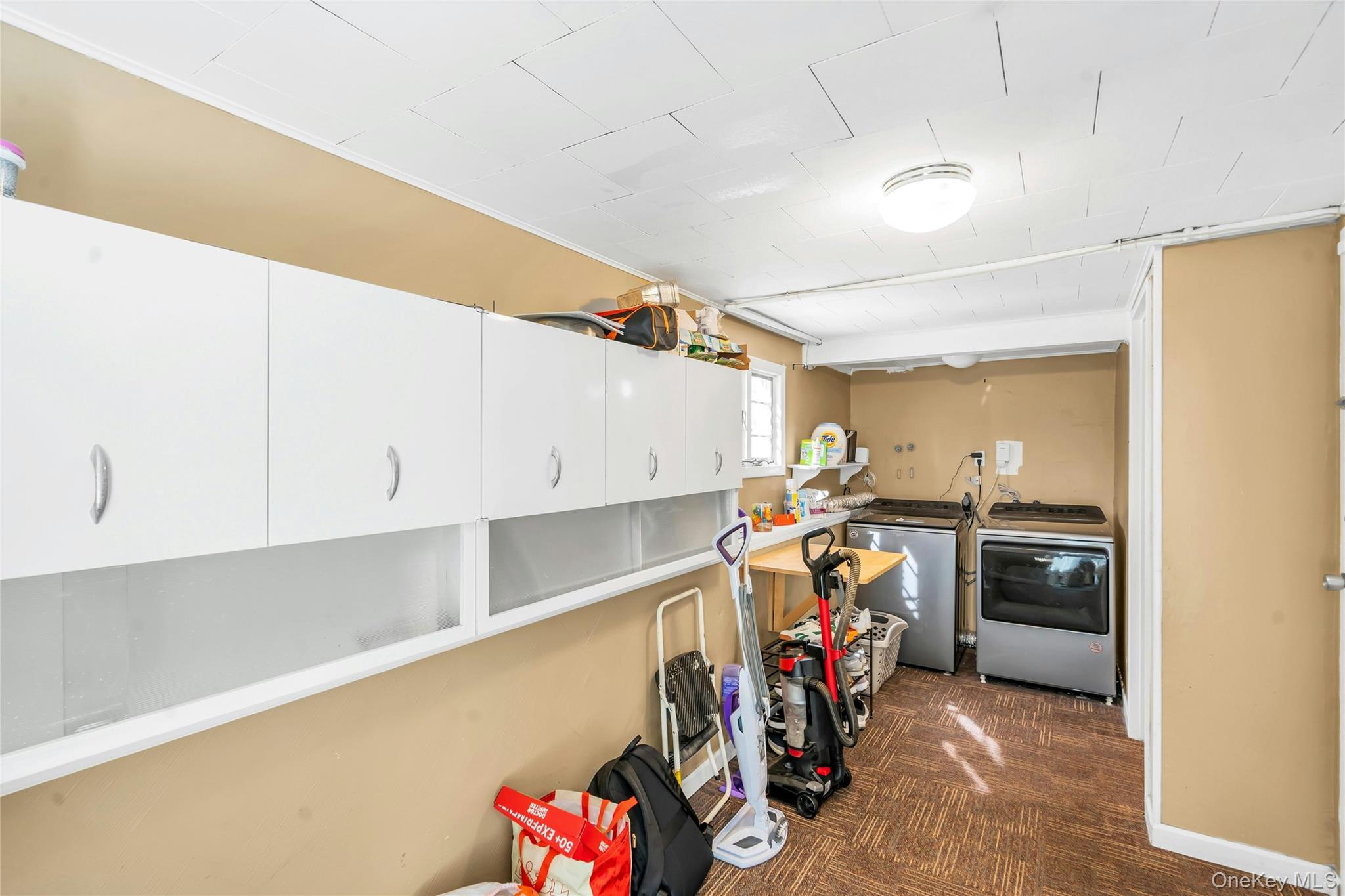 18 Haypath Road, Bethpage, NY 11714