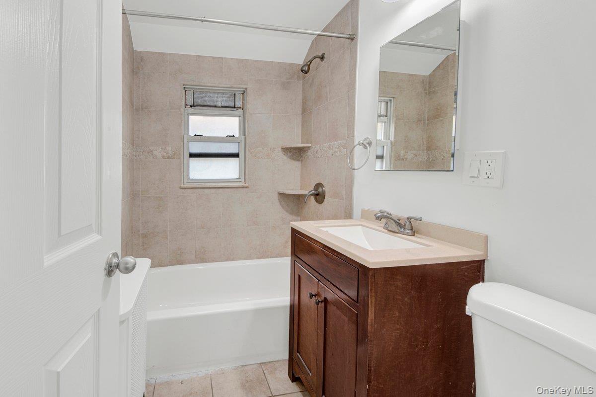 3088 Mullan Place, Bronx, NY 10465