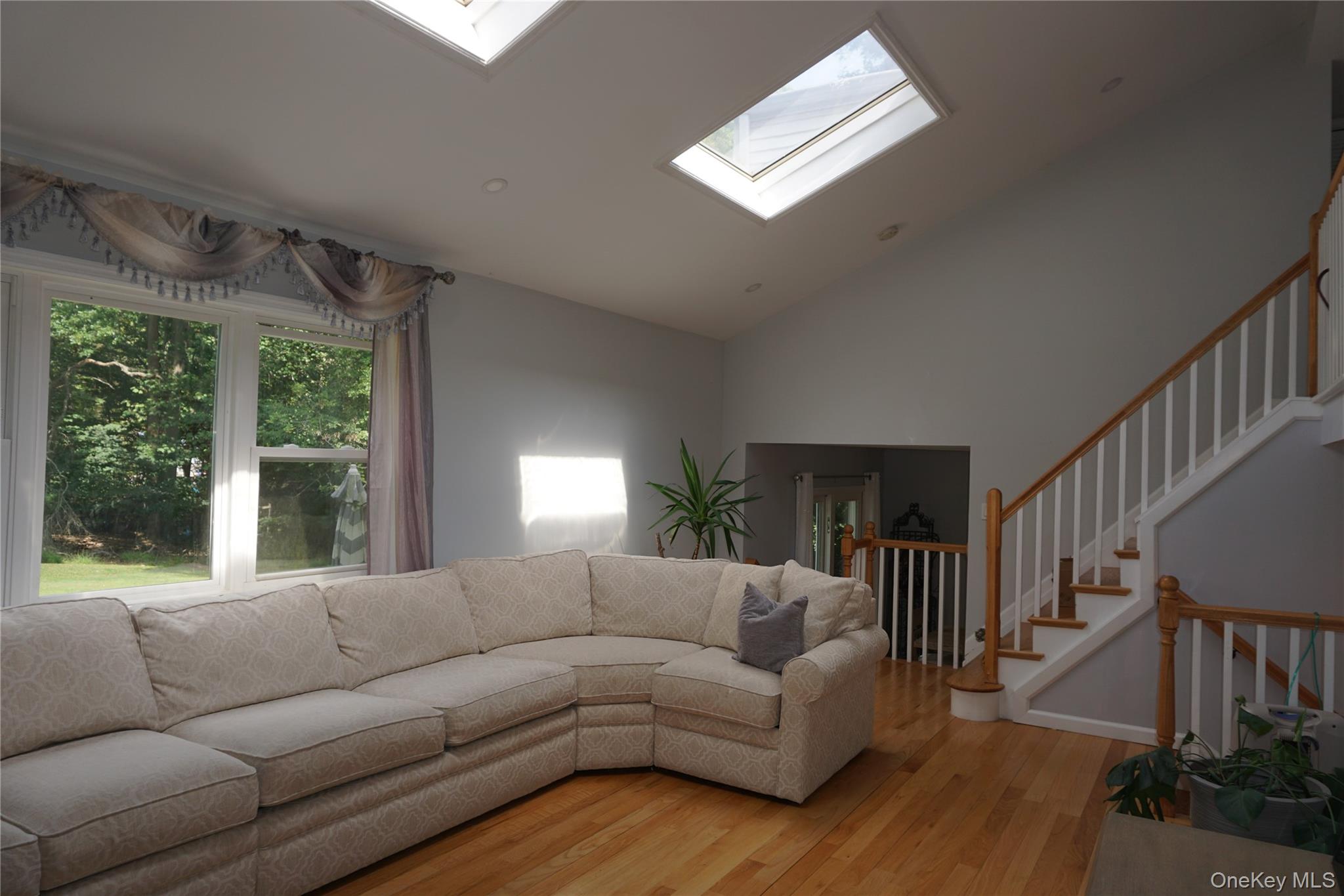 15 Greenridge Way, Spring Valley, NY 10977