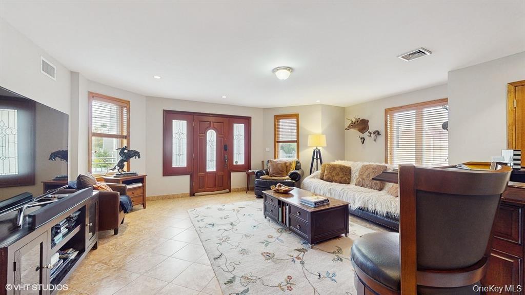 64-13 72 St, Middle Village, NY 11379