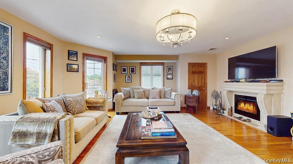 64-13 72 St, Middle Village, NY 11379