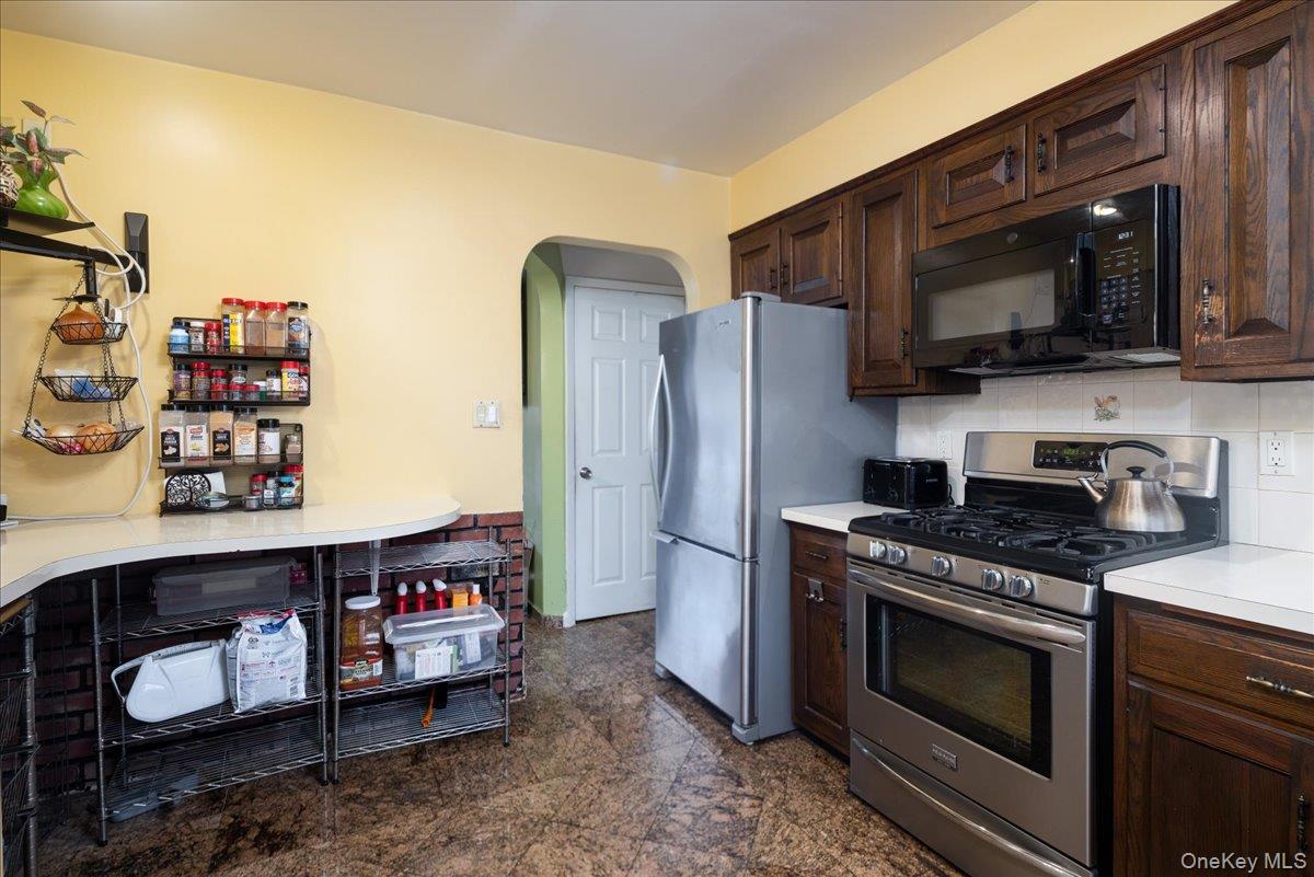 12831 233rd Street, Rosedale, NY 11422