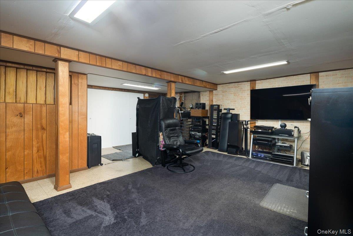 12831 233rd Street, Rosedale, NY 11422