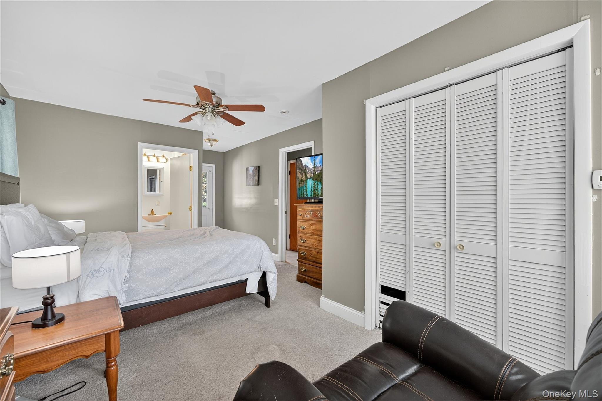 34 Capital Drive, Washingtonville, NY 10992