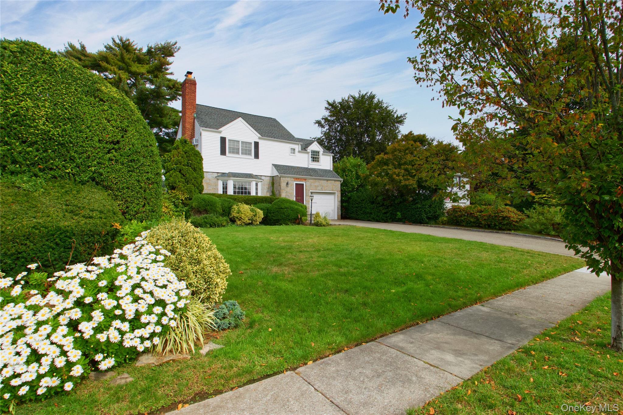 141 Garden Street, Garden City, NY 11530