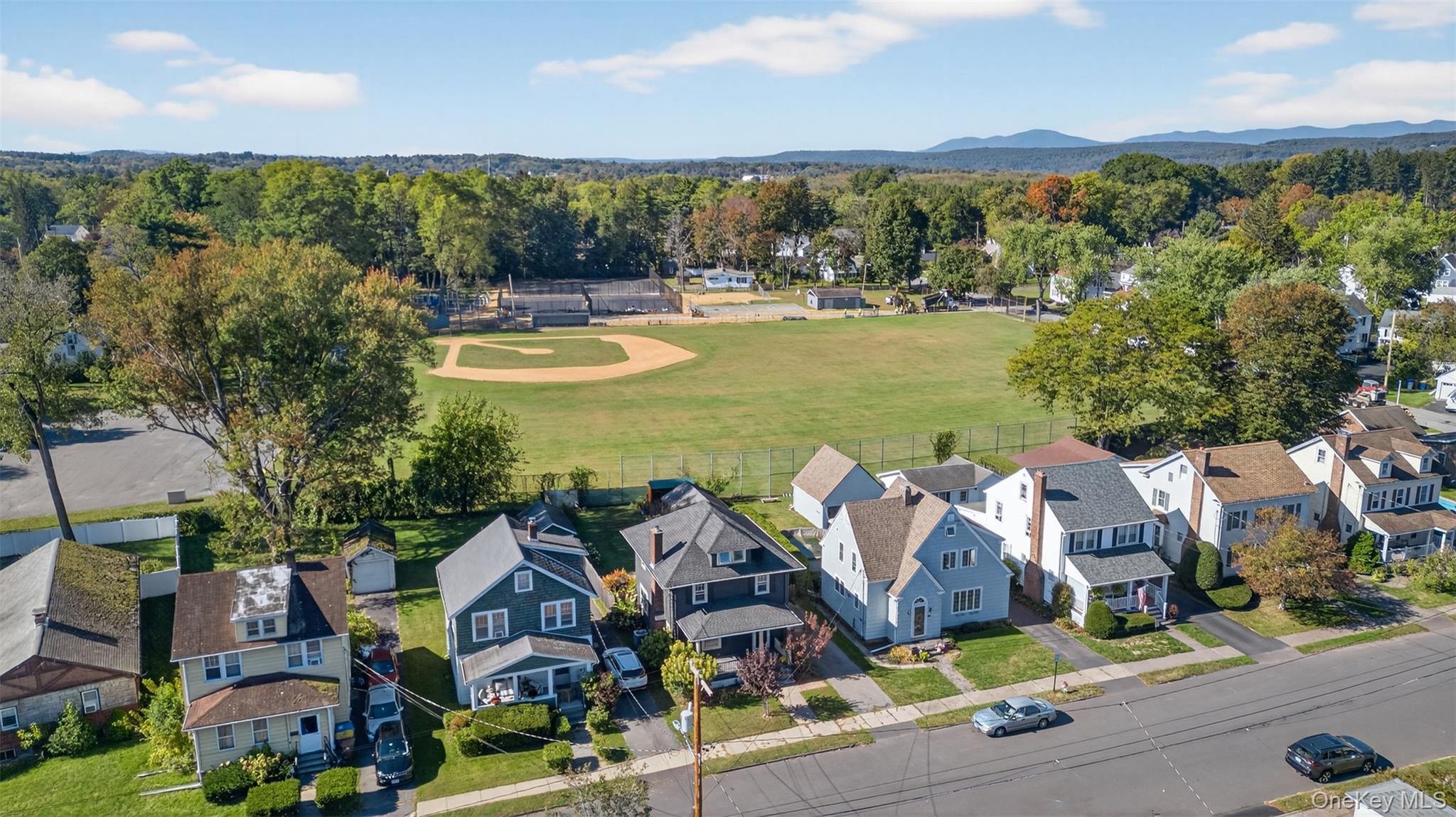 35 Roosevelt Avenue, Kingston, NY 12401