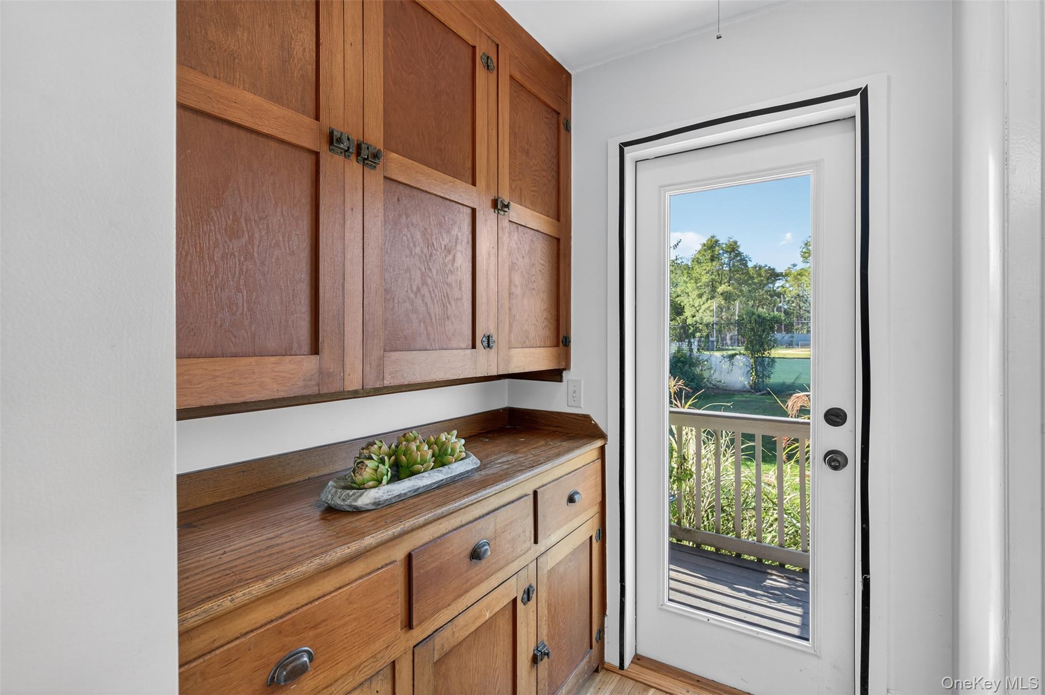 35 Roosevelt Avenue, Kingston, NY 12401