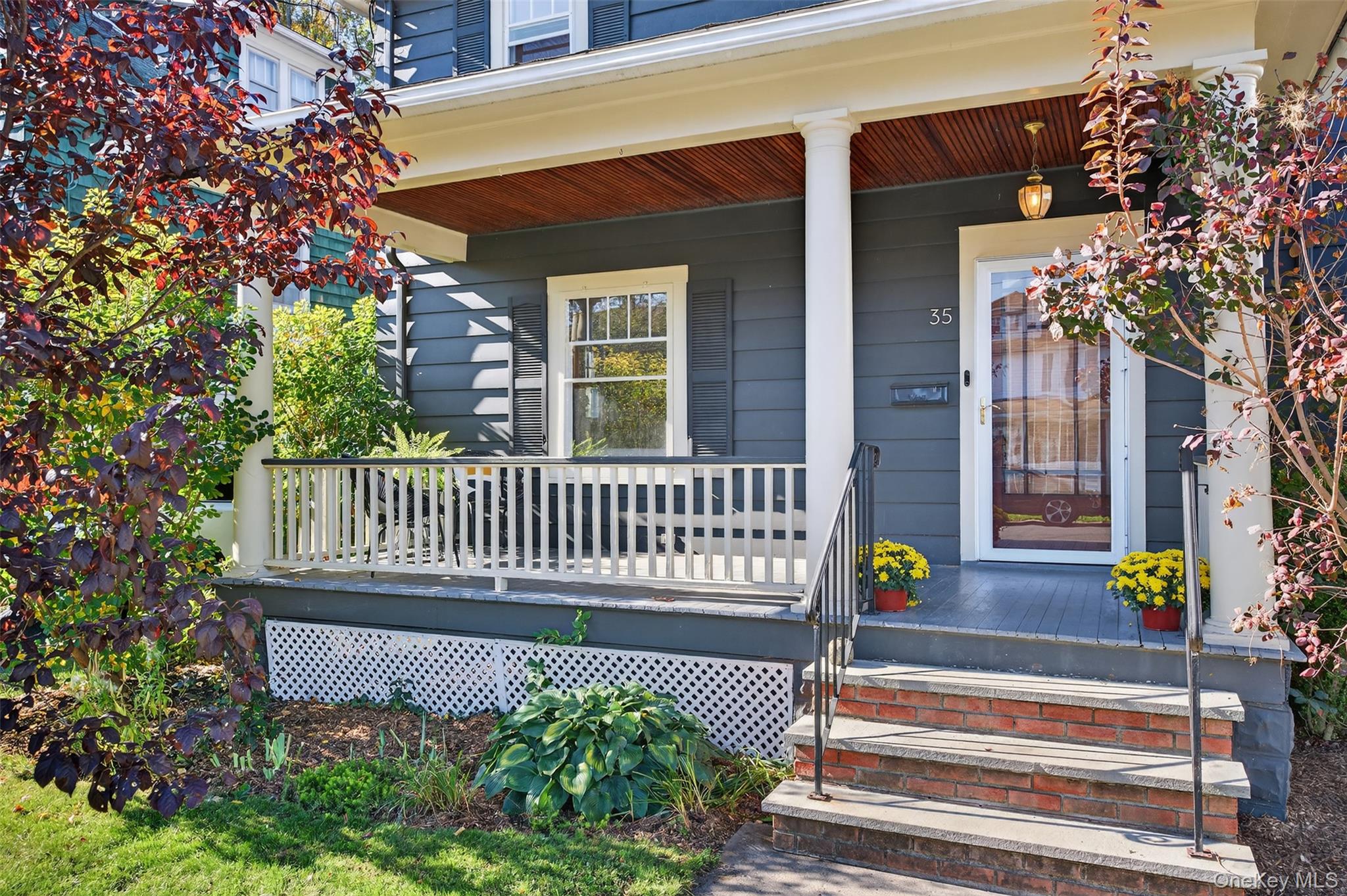 35 Roosevelt Avenue, Kingston, NY 12401