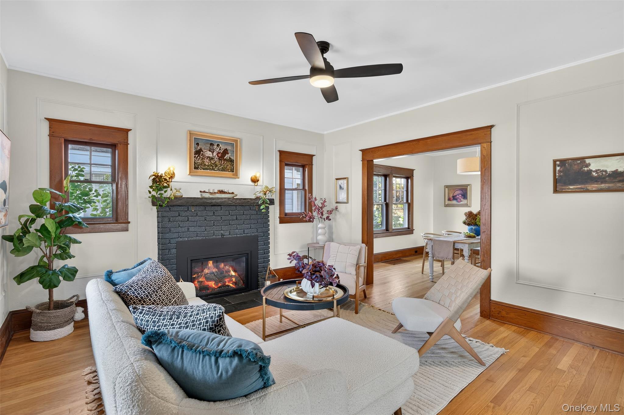 35 Roosevelt Avenue, Kingston, NY 12401