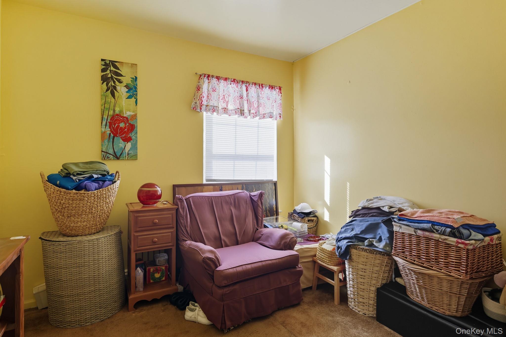 19 Hawk Lane, Poughkeepsie, NY 12601