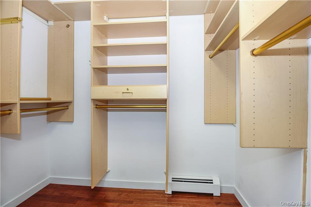 2 Top Of The Ridge # E2, Mamaroneck, NY 10543