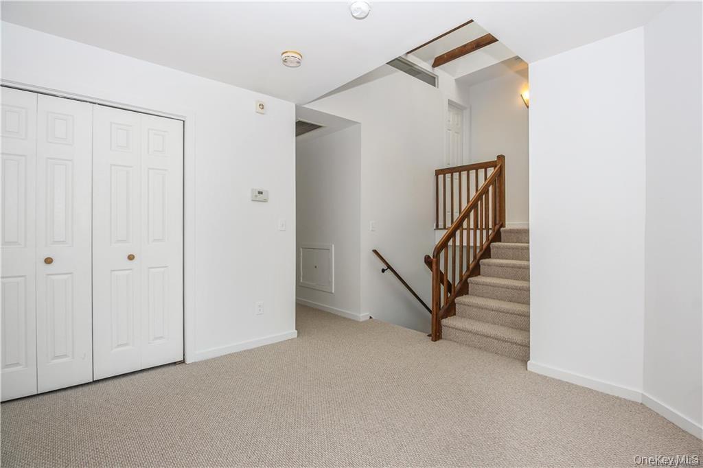 2 Top Of The Ridge # E2, Mamaroneck, NY 10543