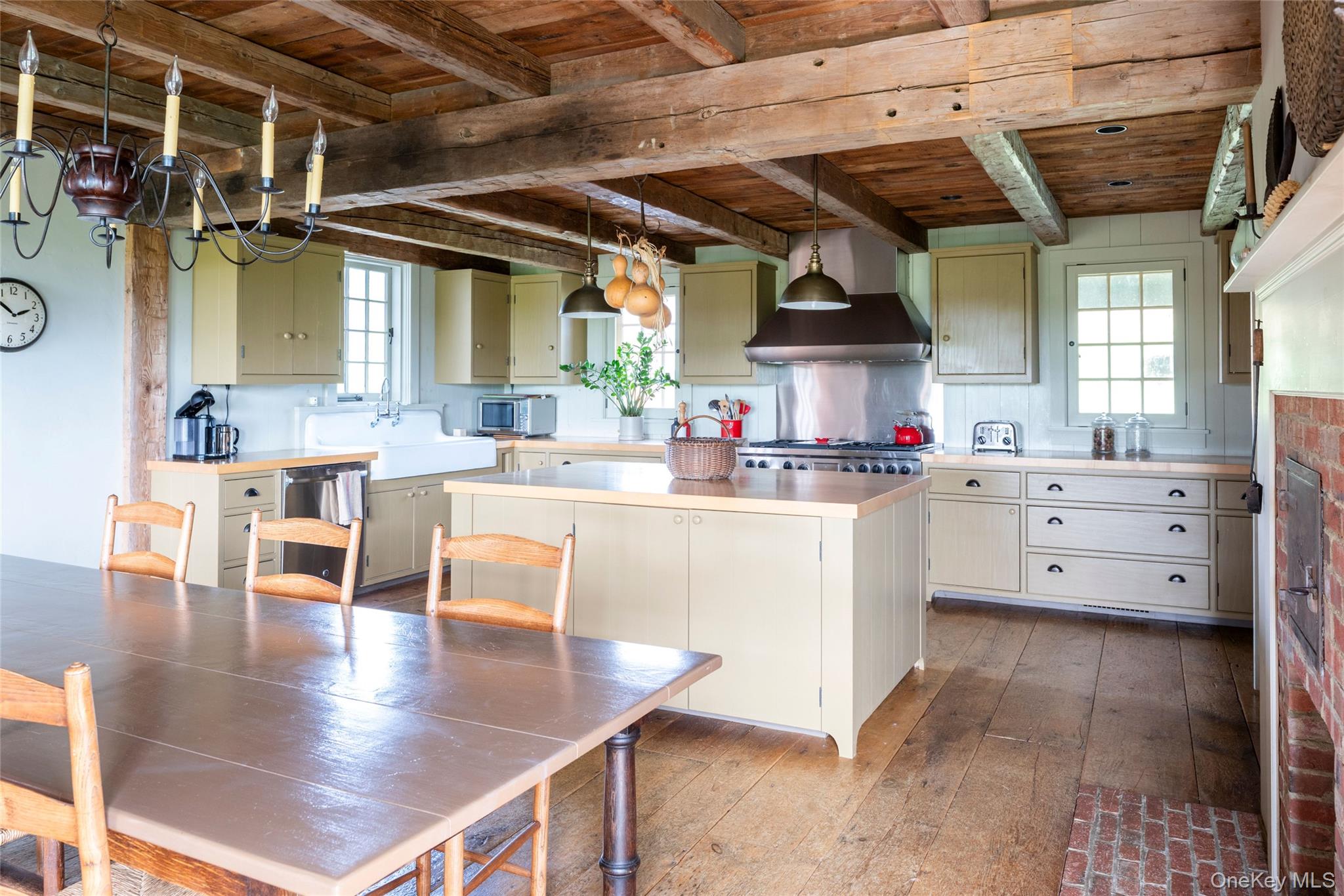 118 Finkle Road, ANCRAMDALE, NY 12503