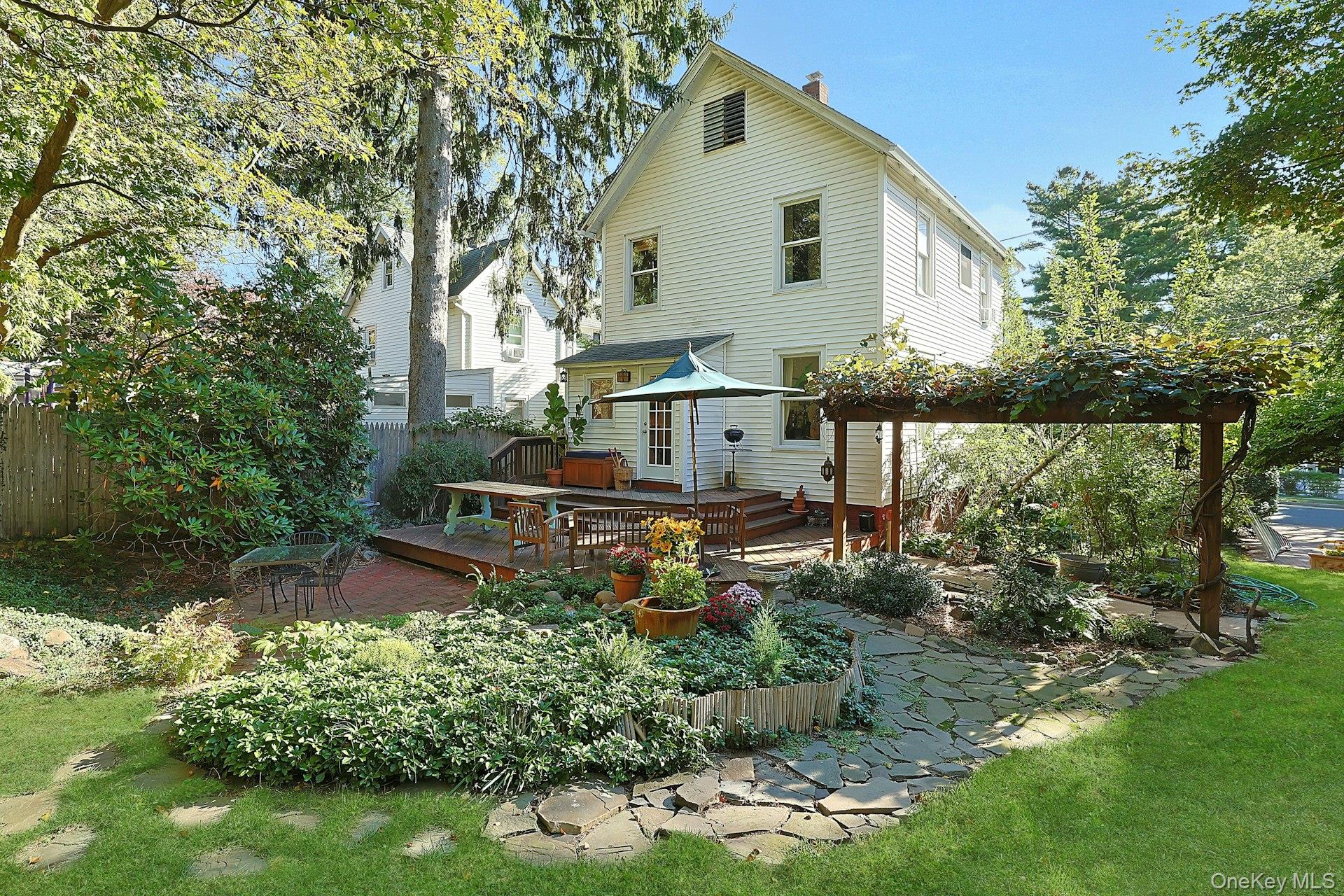 320 N Midland Avenue, Nyack, NY 10960