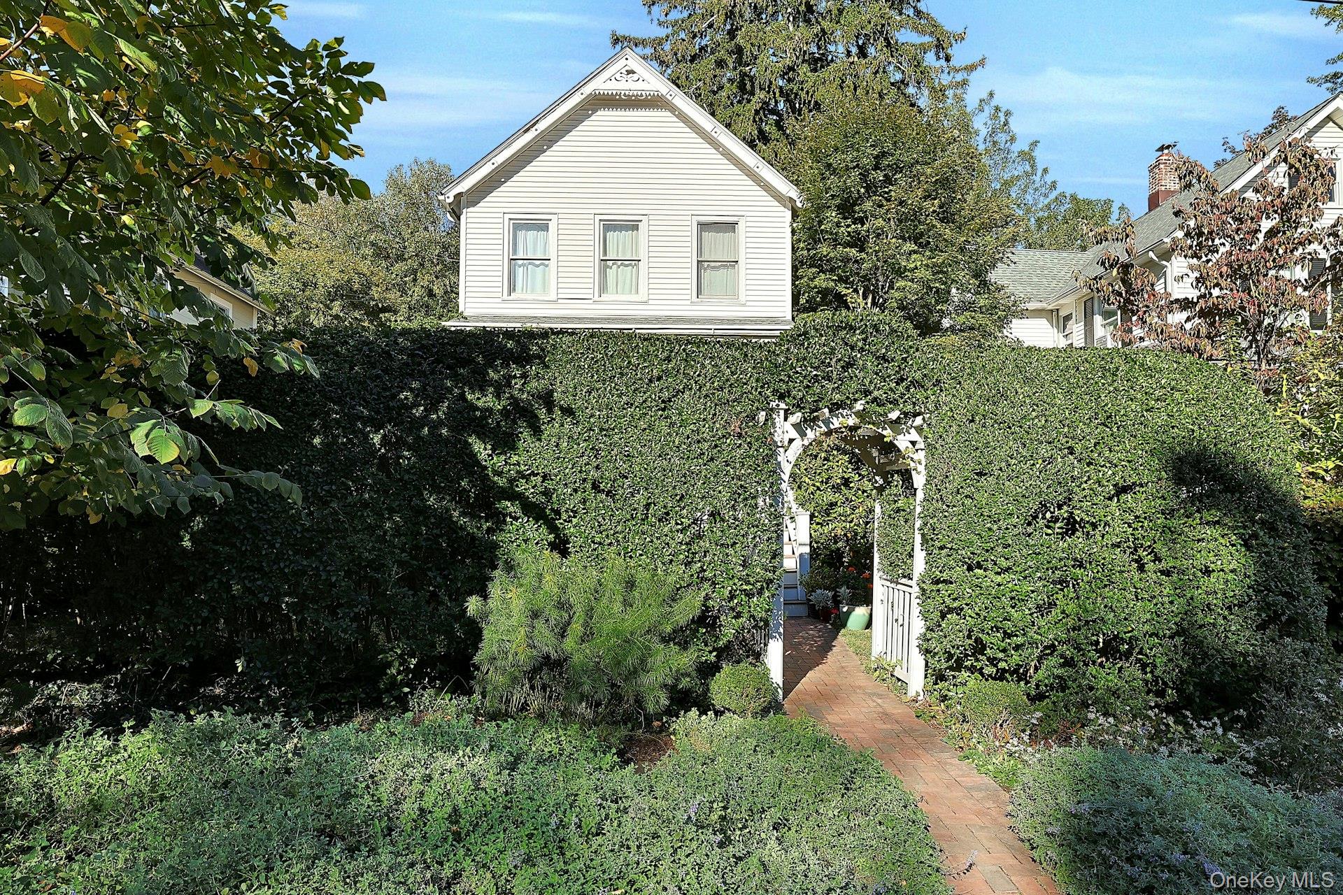 320 N Midland Avenue, Nyack, NY 10960