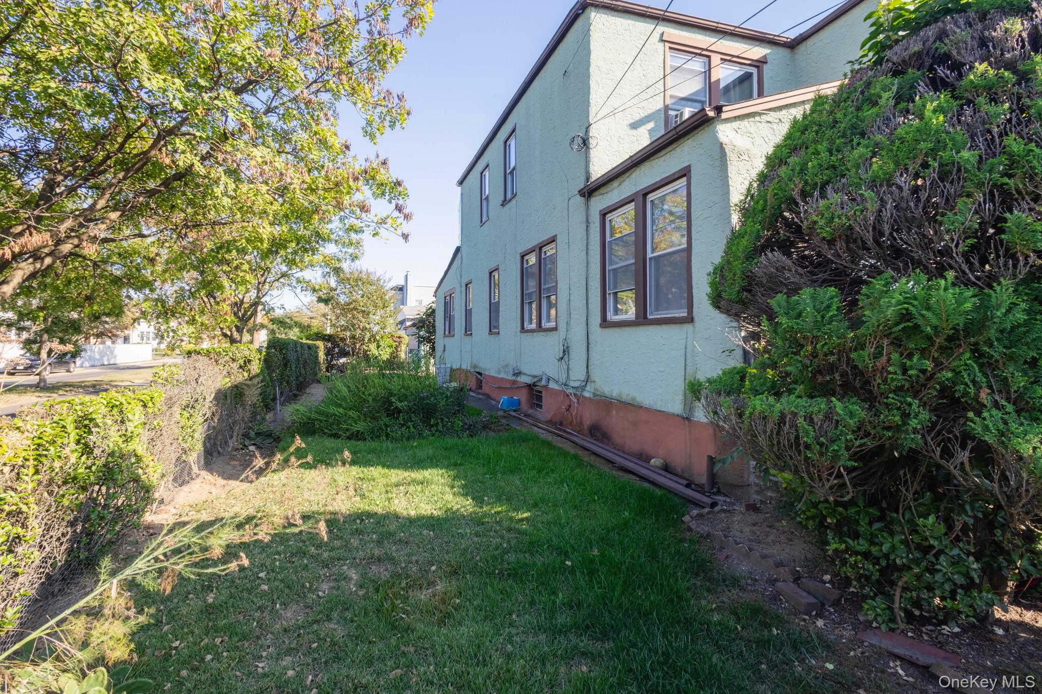 135-01 232 Street, Laurelton, NY 11413