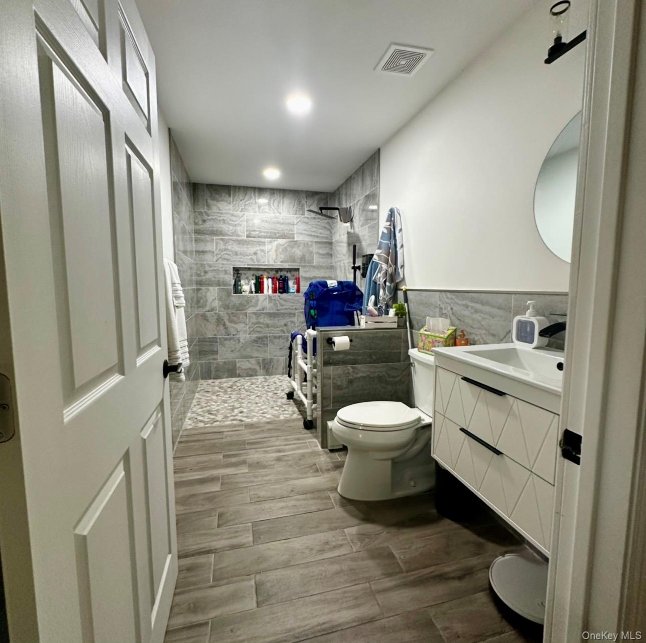 189 Southfield Road, Calverton, NY 11933