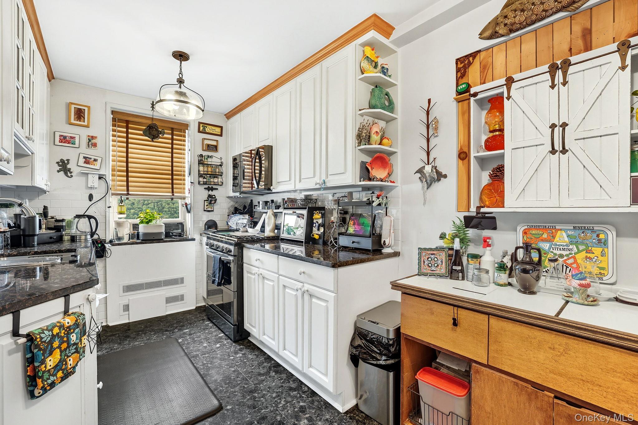 679 Warburton Avenue # #8P, Yonkers, NY 10701