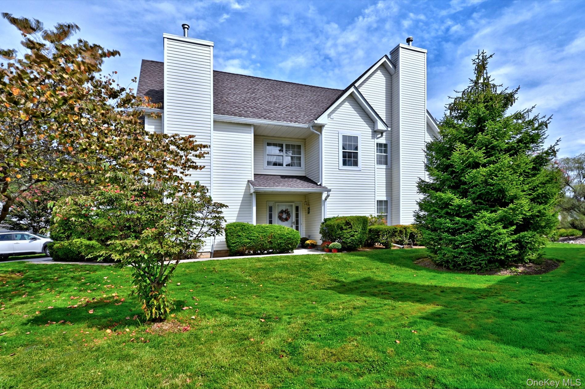 315 Erik Drive, Setauket, NY 11733