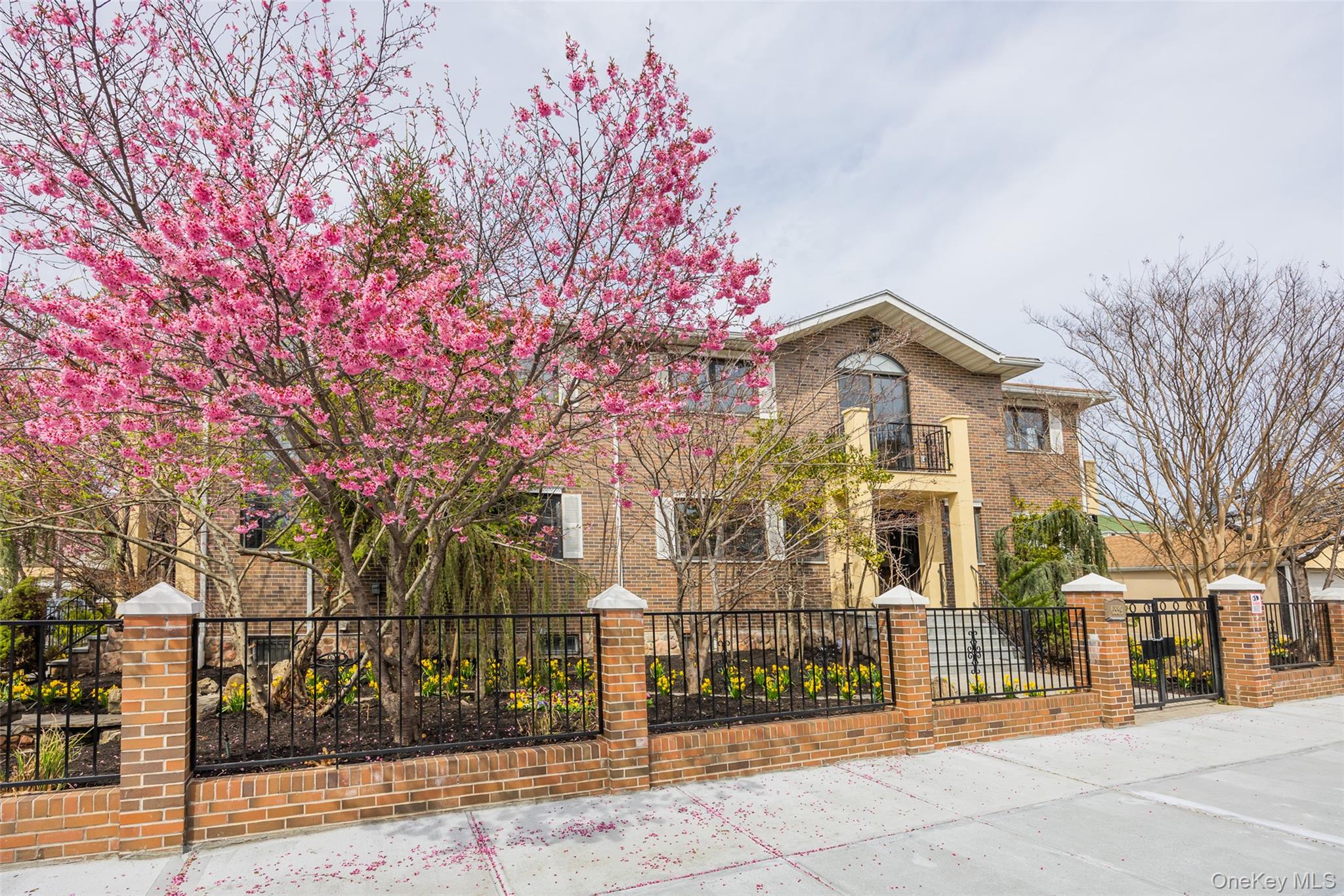 6339 136th Street, Flushing, NY 11367