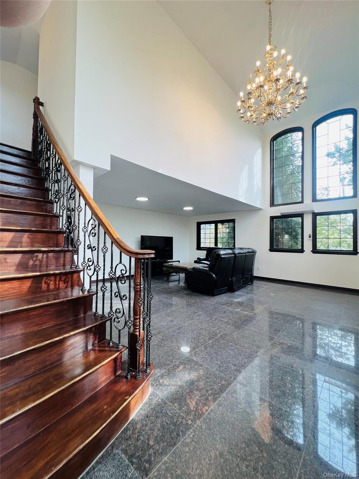 6339 136th Street, Flushing, NY 11367