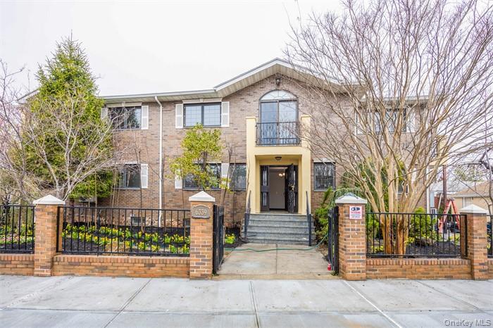 6339 136th Street, Flushing, NY 11367