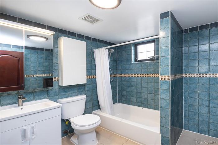 6339 136th Street, Flushing, NY 11367