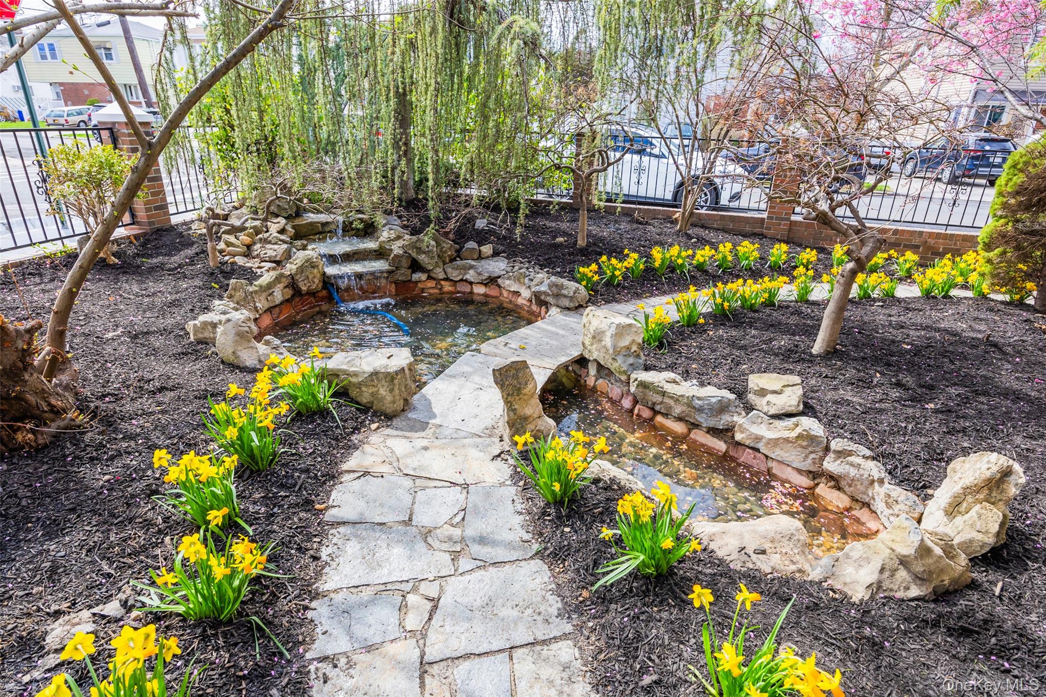 6339 136th Street, Flushing, NY 11367