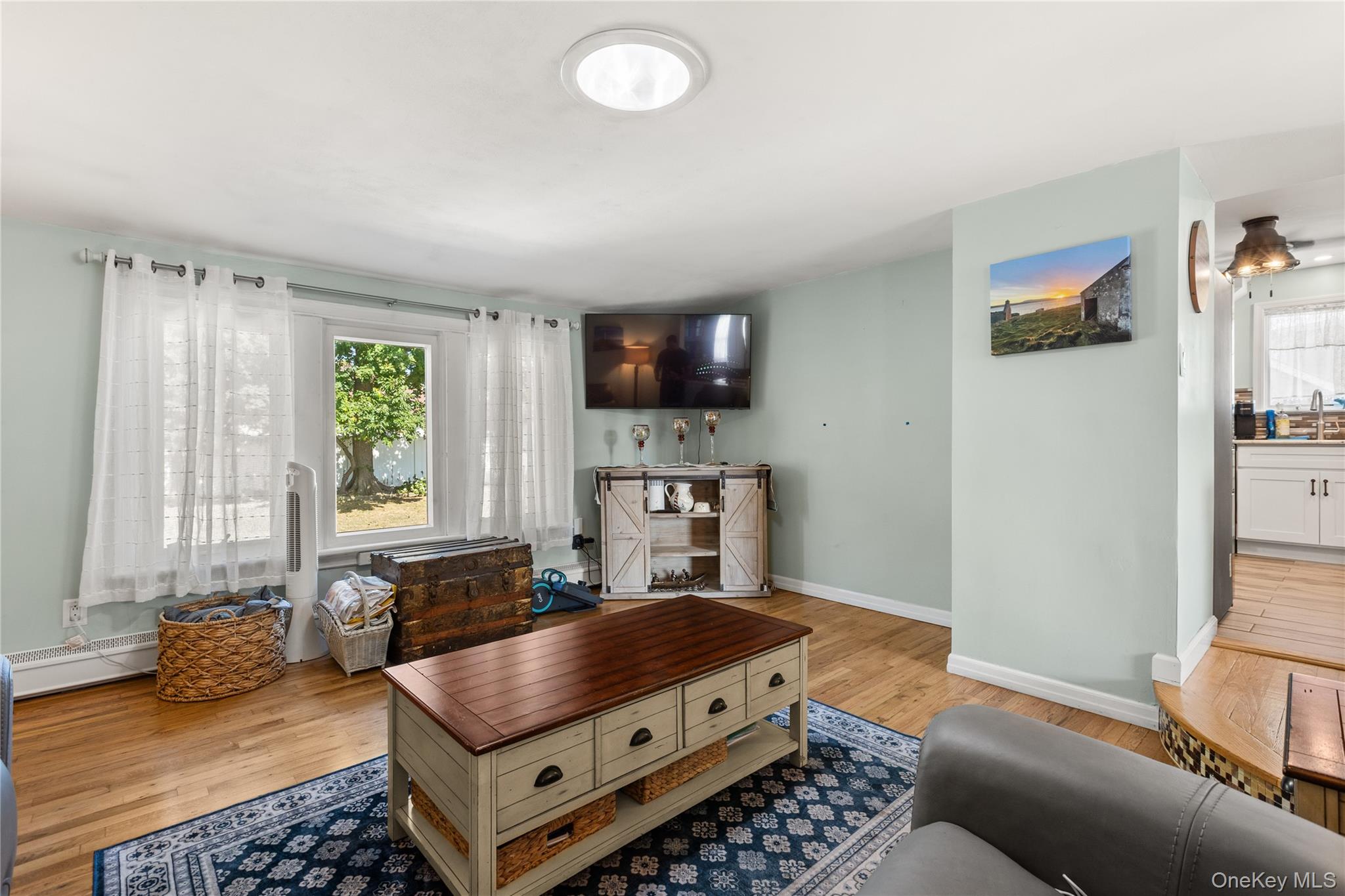 38 Palm, Lindenhurst, NY 11757