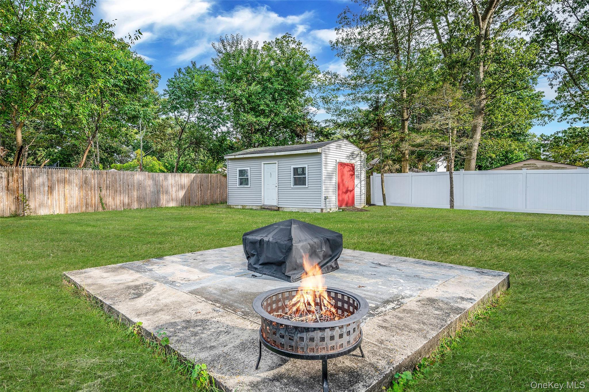 46 W Willow Street, Brentwood, NY 11717