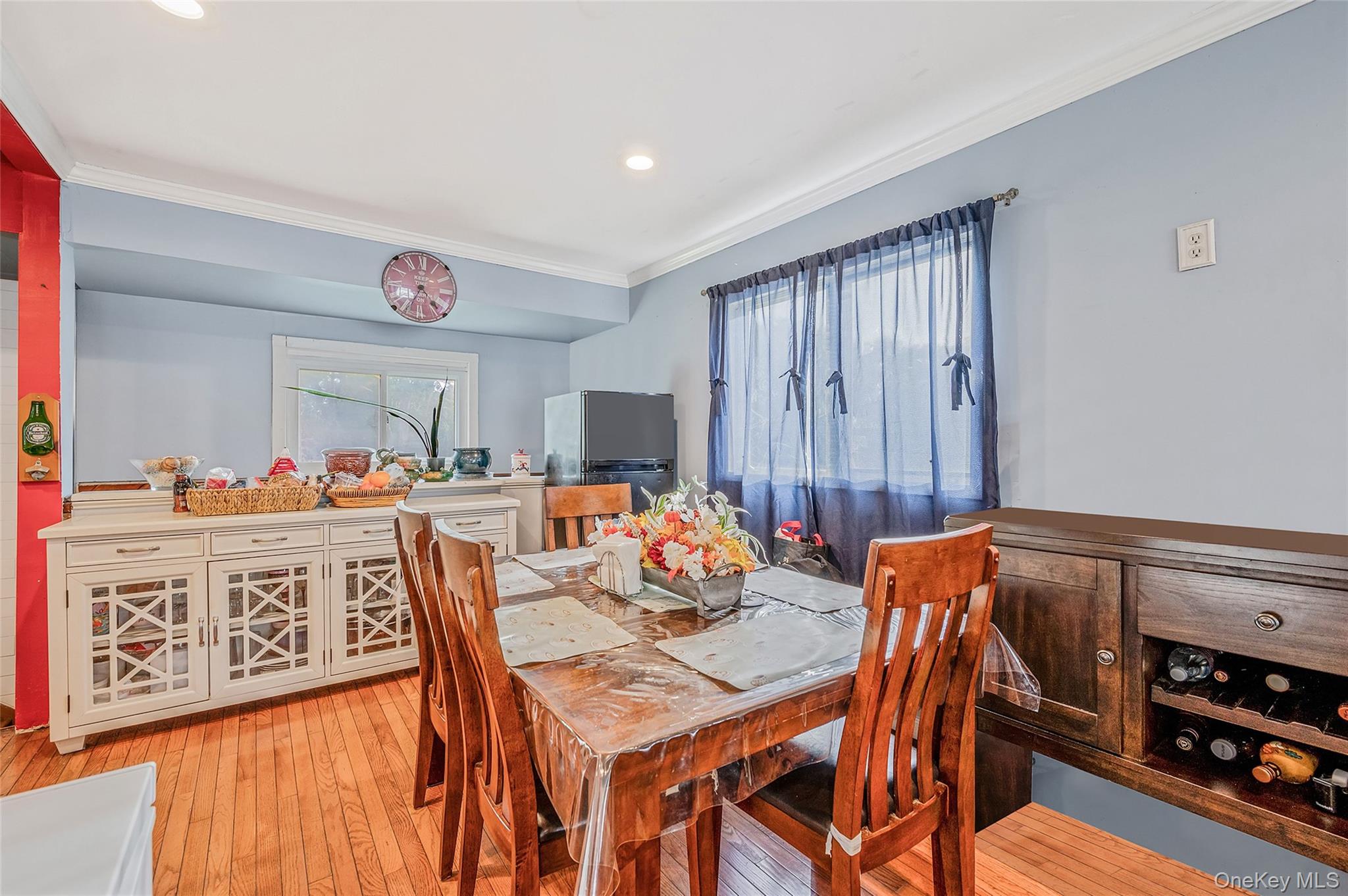 46 W Willow Street, Brentwood, NY 11717