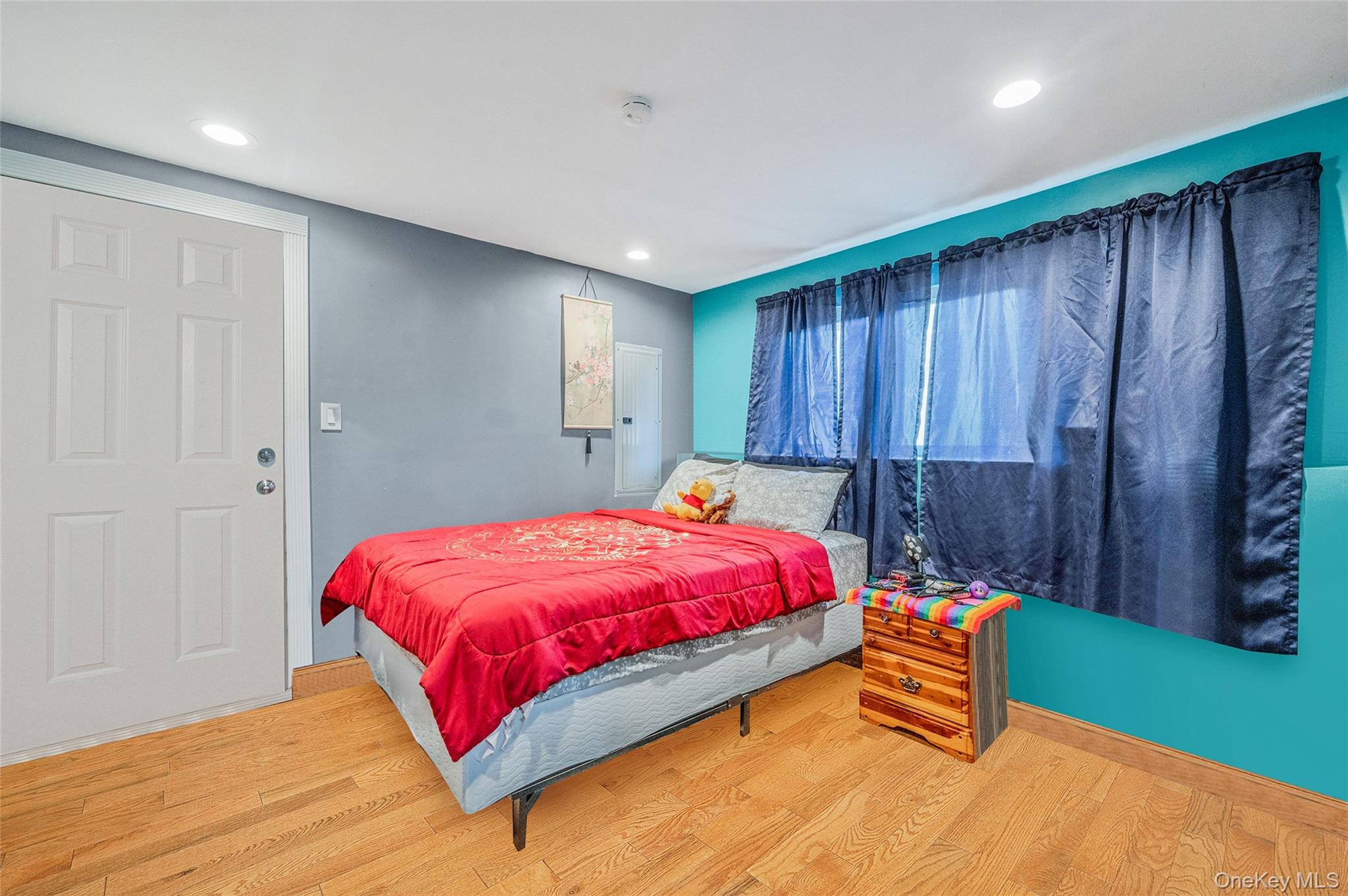 46 W Willow Street, Brentwood, NY 11717