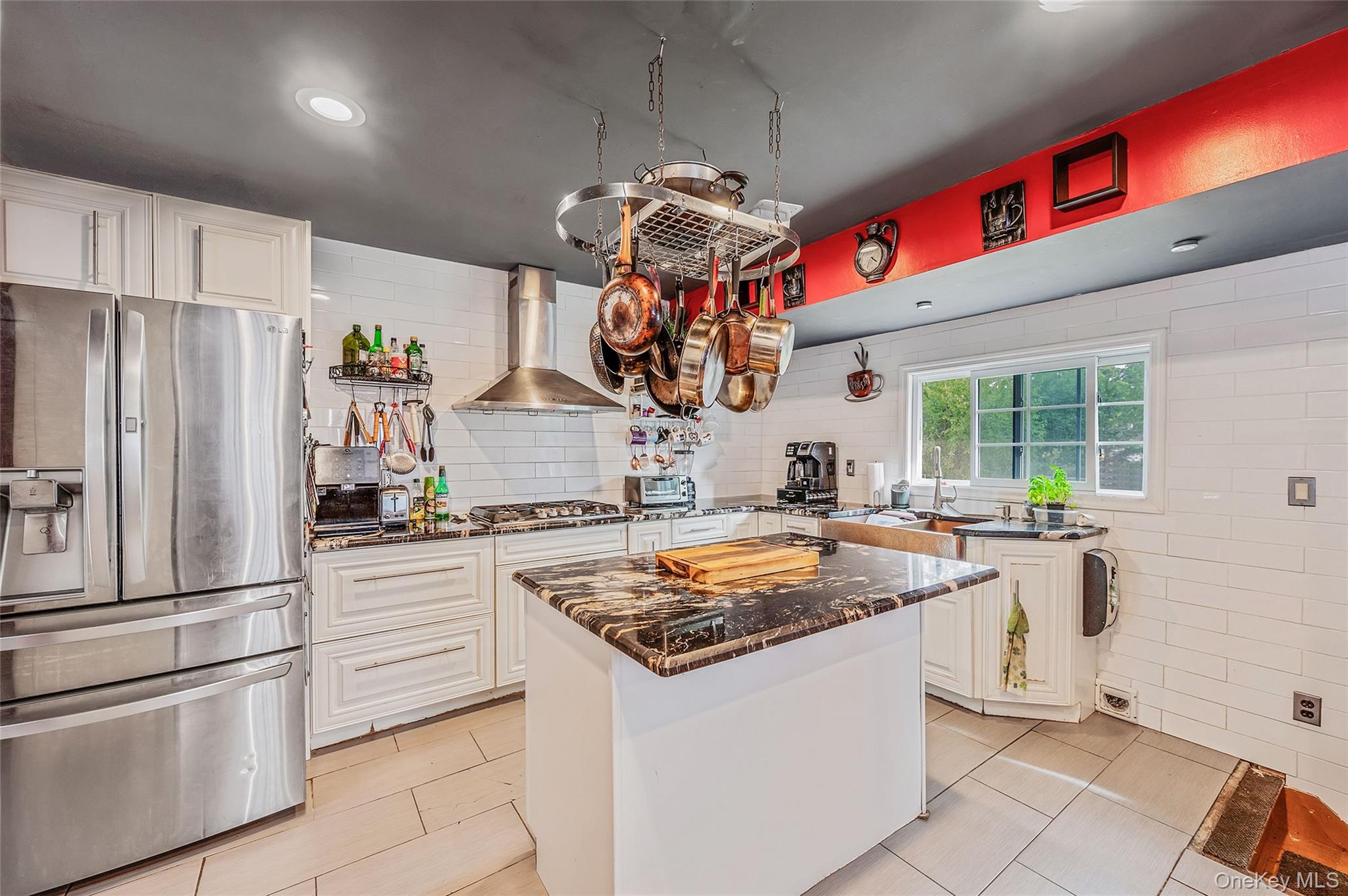 46 W Willow Street, Brentwood, NY 11717