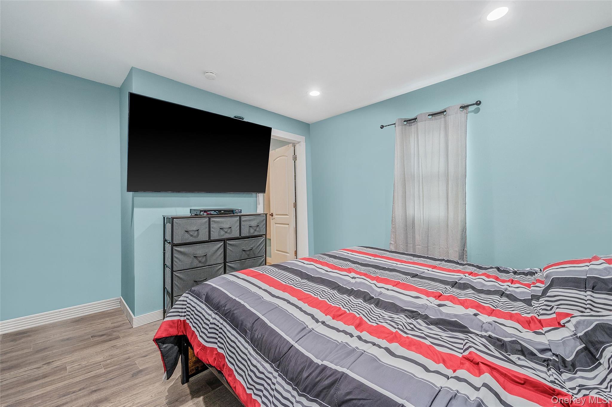 46 W Willow Street, Brentwood, NY 11717