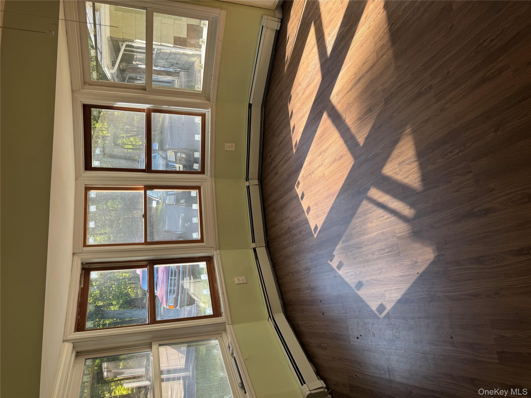 33 Mount Sinai Coram Road, Coram, NY 11727