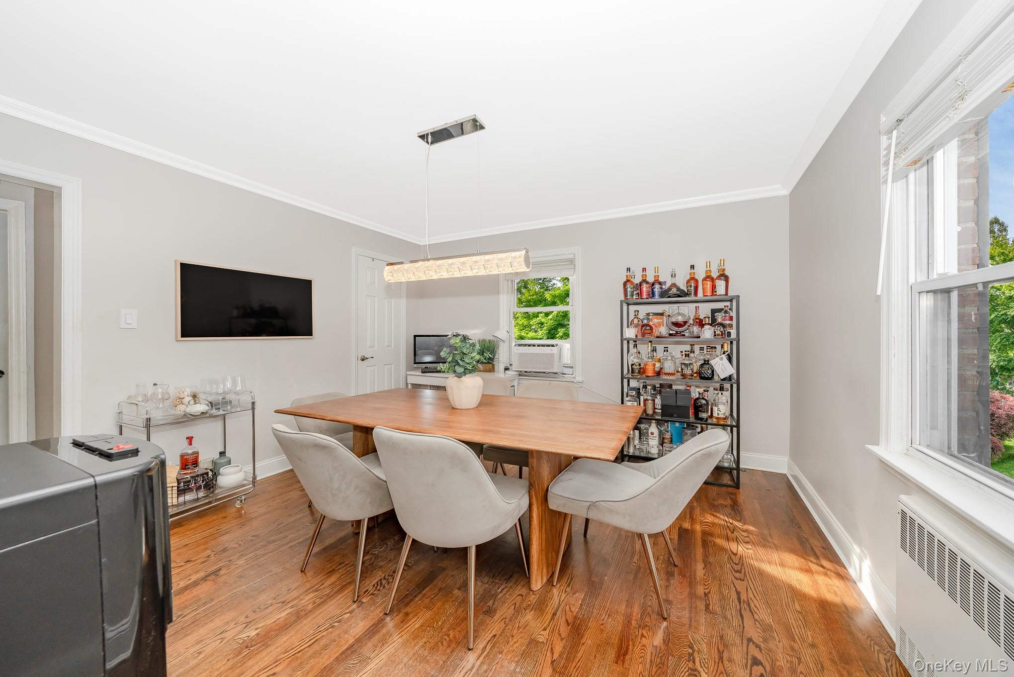 16 Downs Road, Hempstead, NY 11550