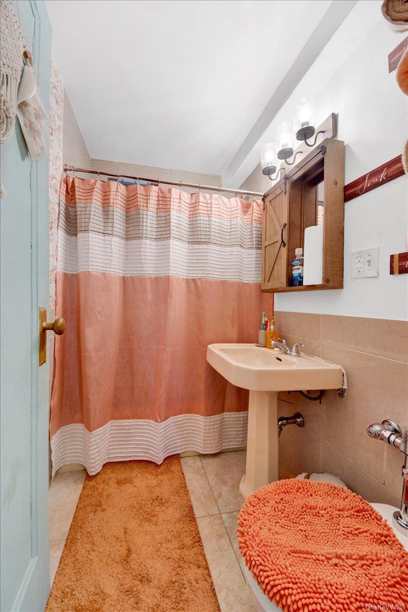 1651 Metropolitan Avenue # 3E, Bronx, NY 10462