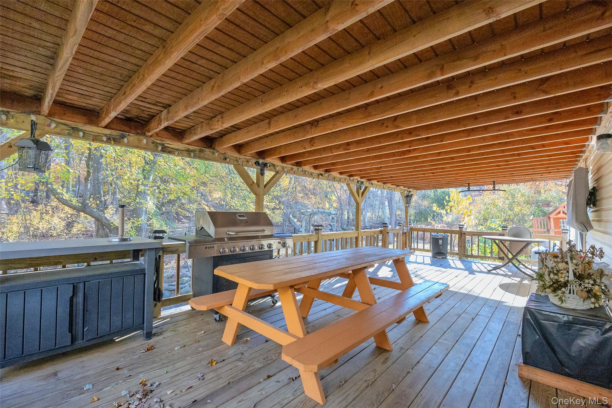 20 Tulip Court, Moriches, NY 11955