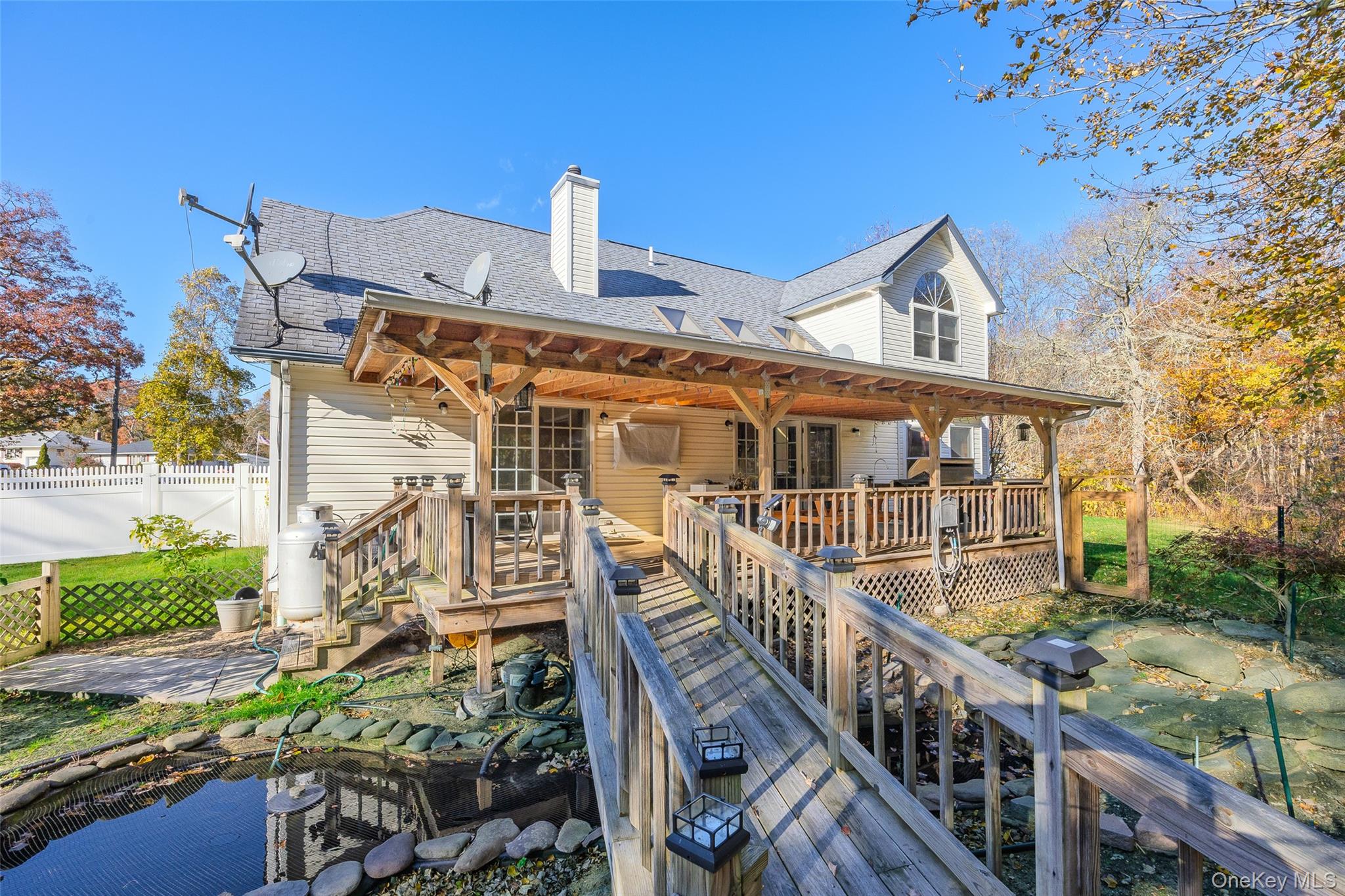 20 Tulip Court, Moriches, NY 11955