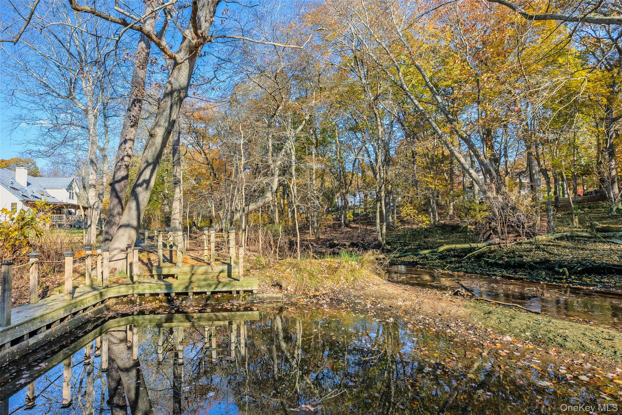 20 Tulip Court, Moriches, NY 11955