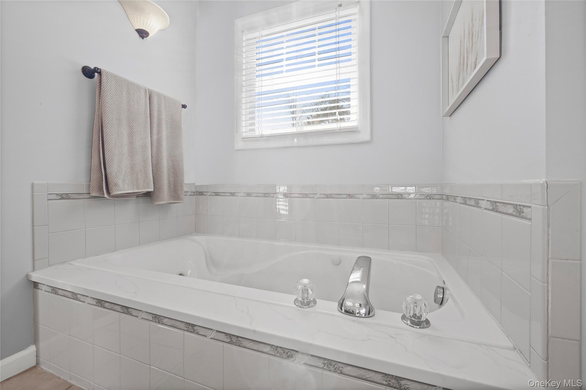 20 Tulip Court, Moriches, NY 11955