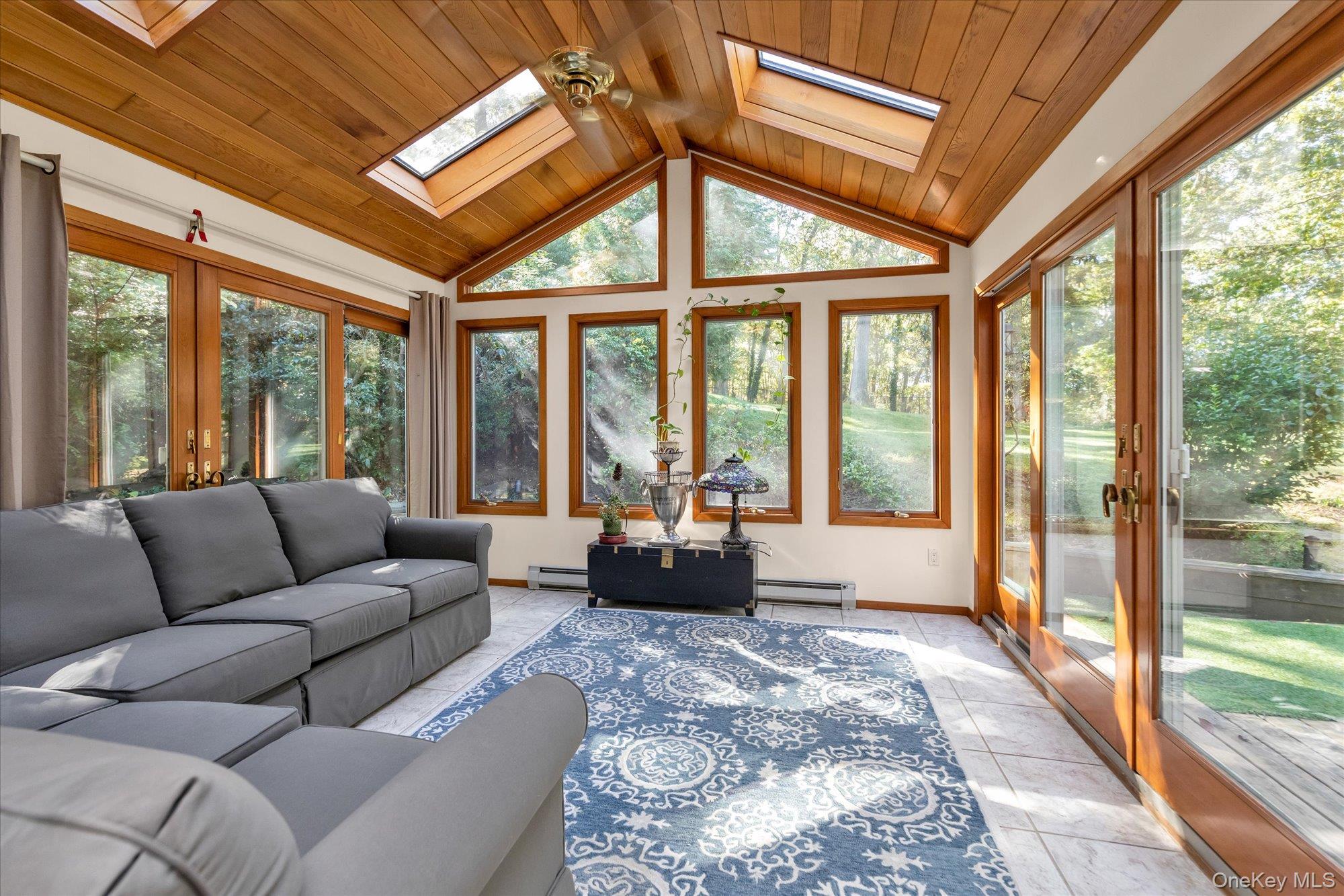 8 Monett Place, Greenlawn, NY 11740