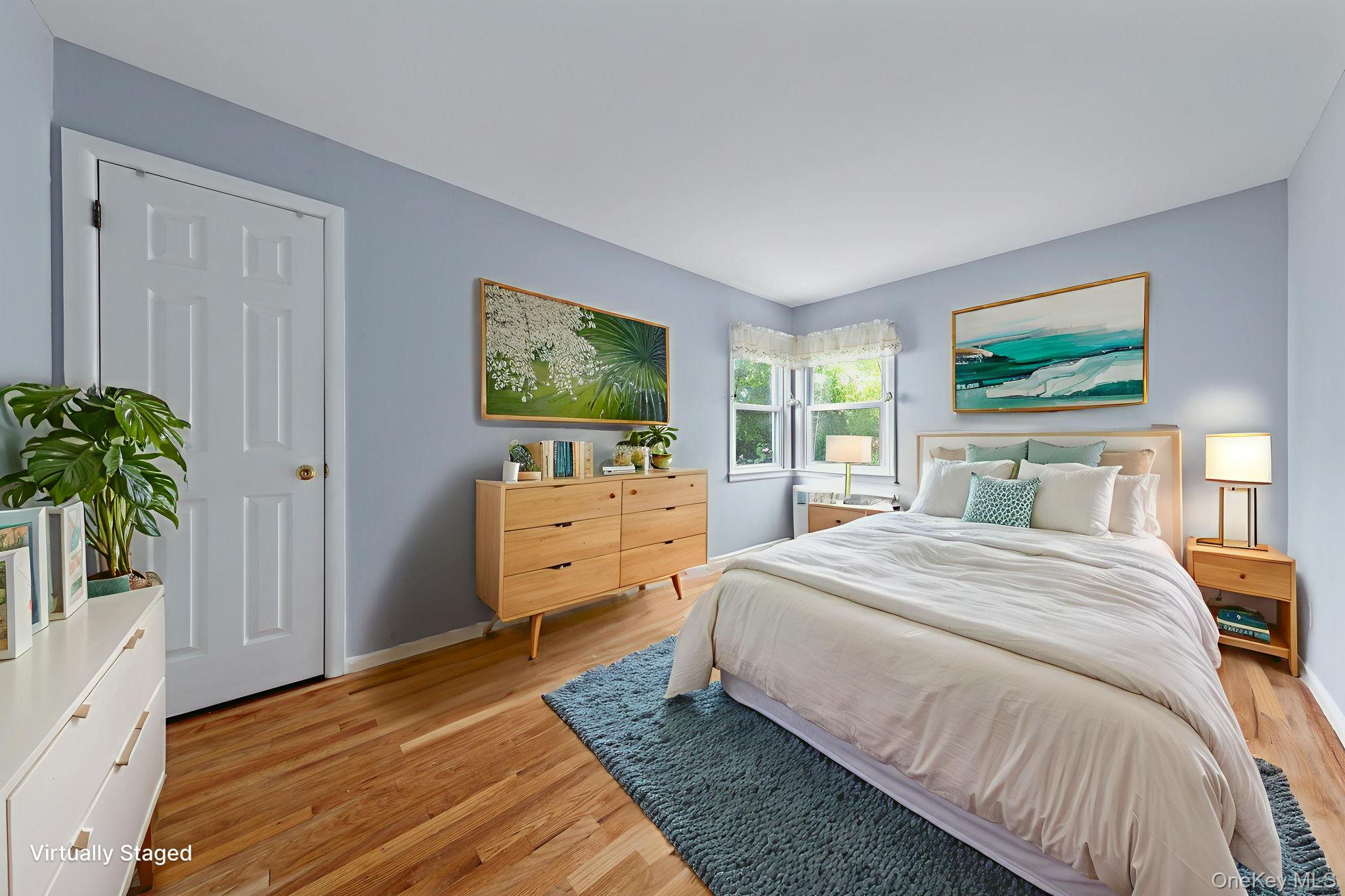 7 Washington Street, Hicksville, NY 11801