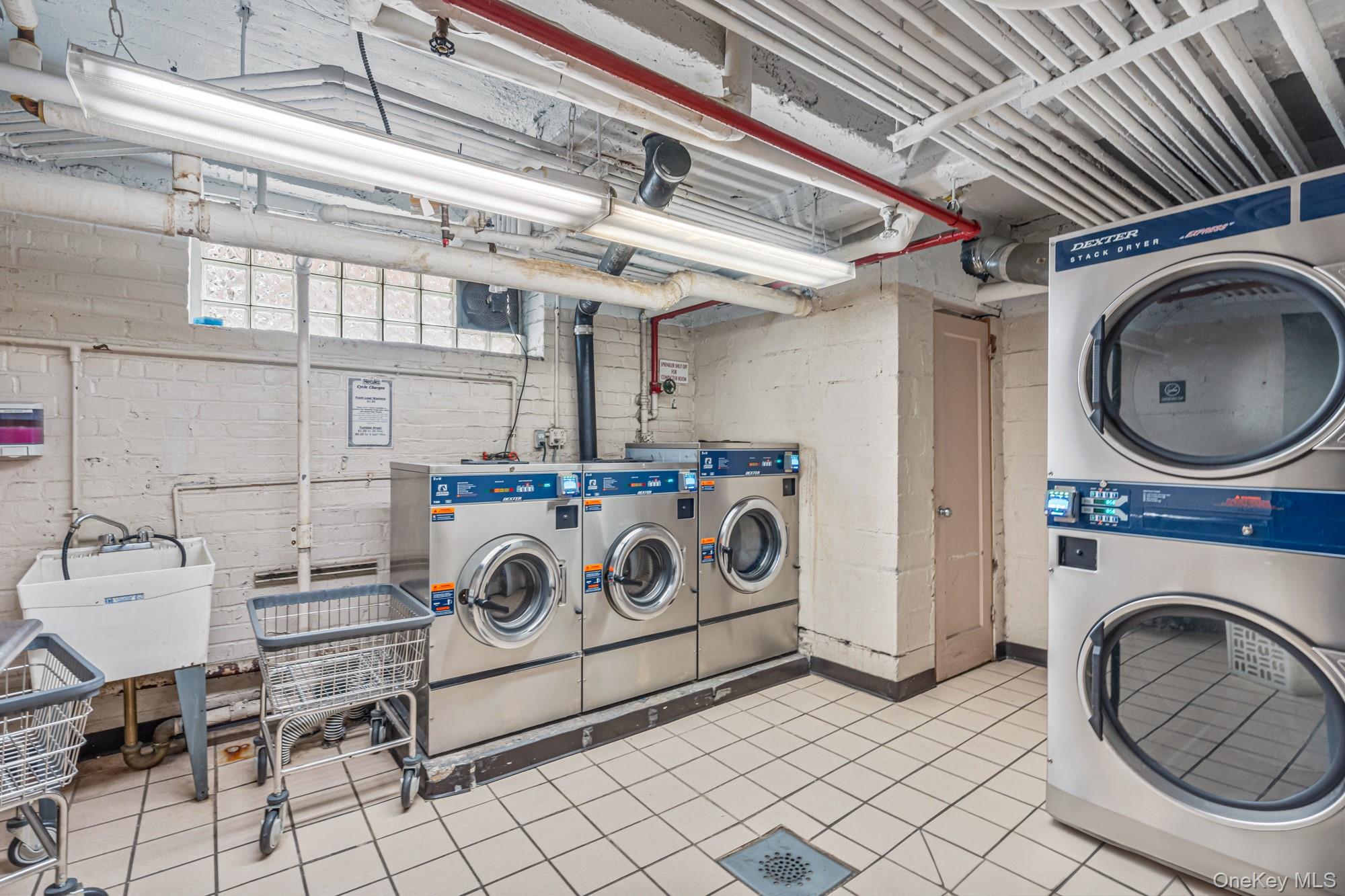 102-55 67th Road # 2V, Forest Hills, NY 11375