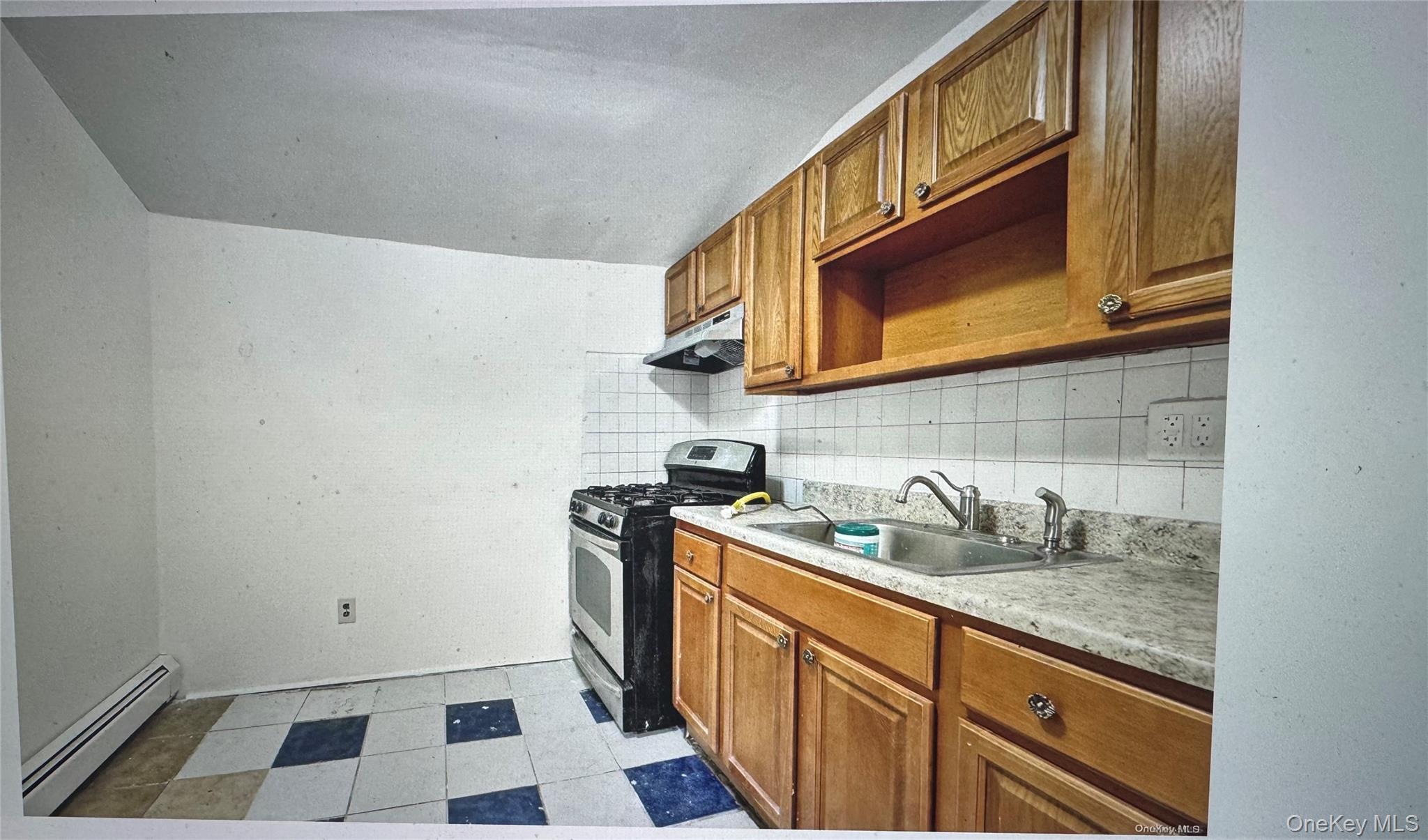 187-15 Tioga Drive, Saint Albans, NY 11412