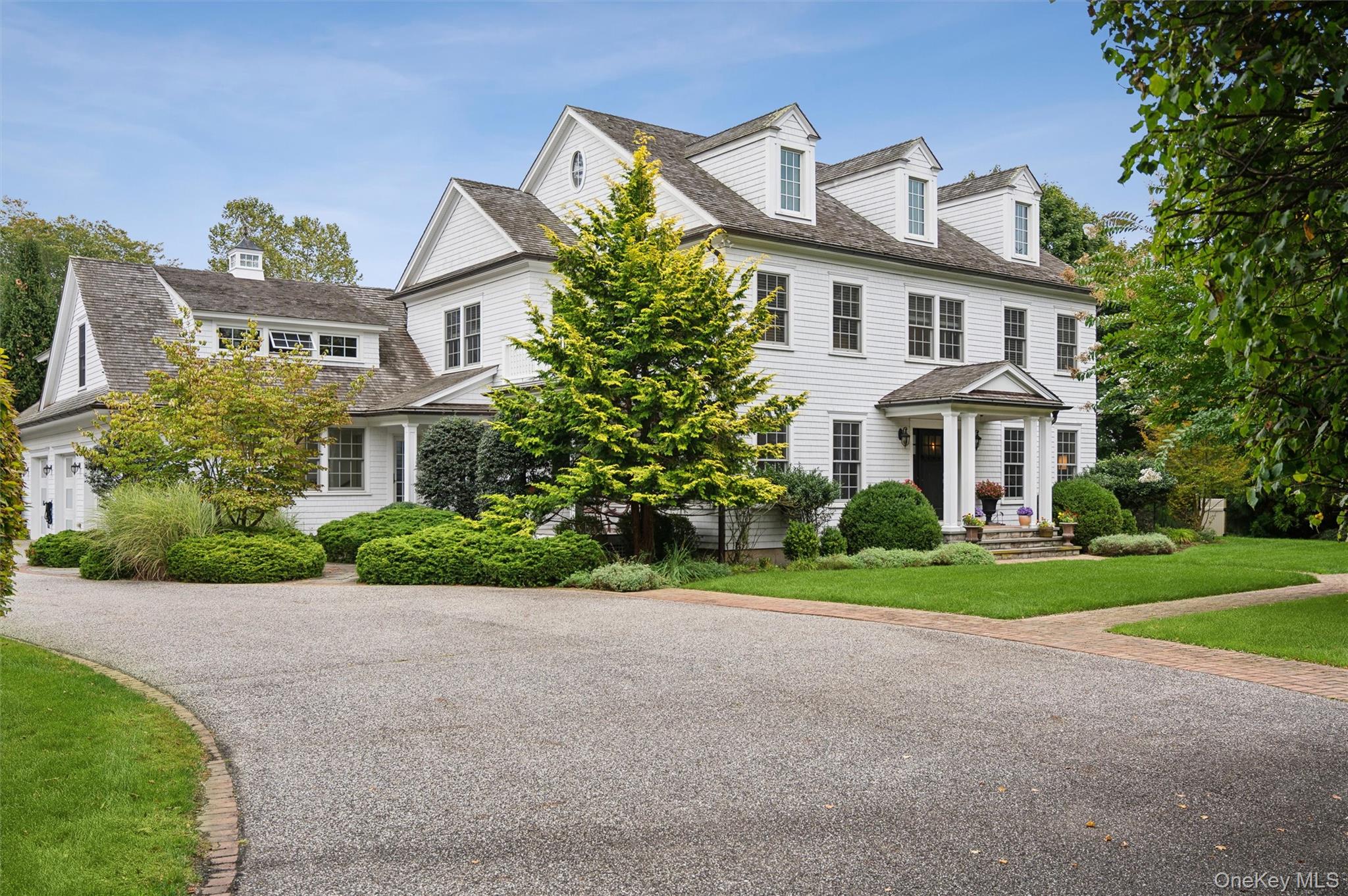 31 Paquatuck Avenue, East Moriches, NY 11940