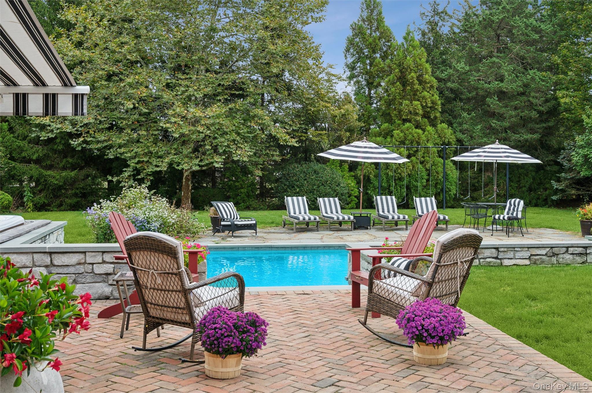 31 Paquatuck Avenue, East Moriches, NY 11940